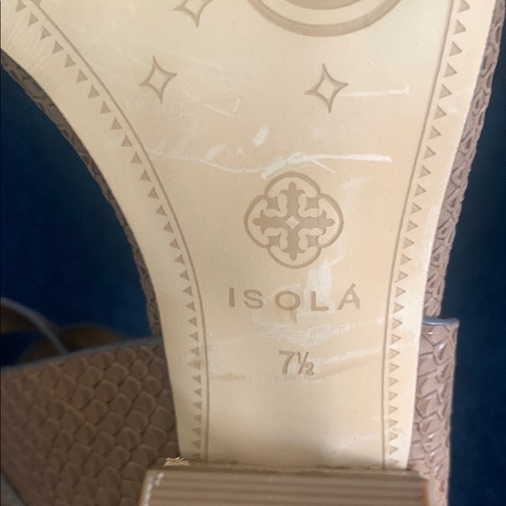 Isola Tan Sandals with Elegant Design and Comfort - Picture 6 of 8
